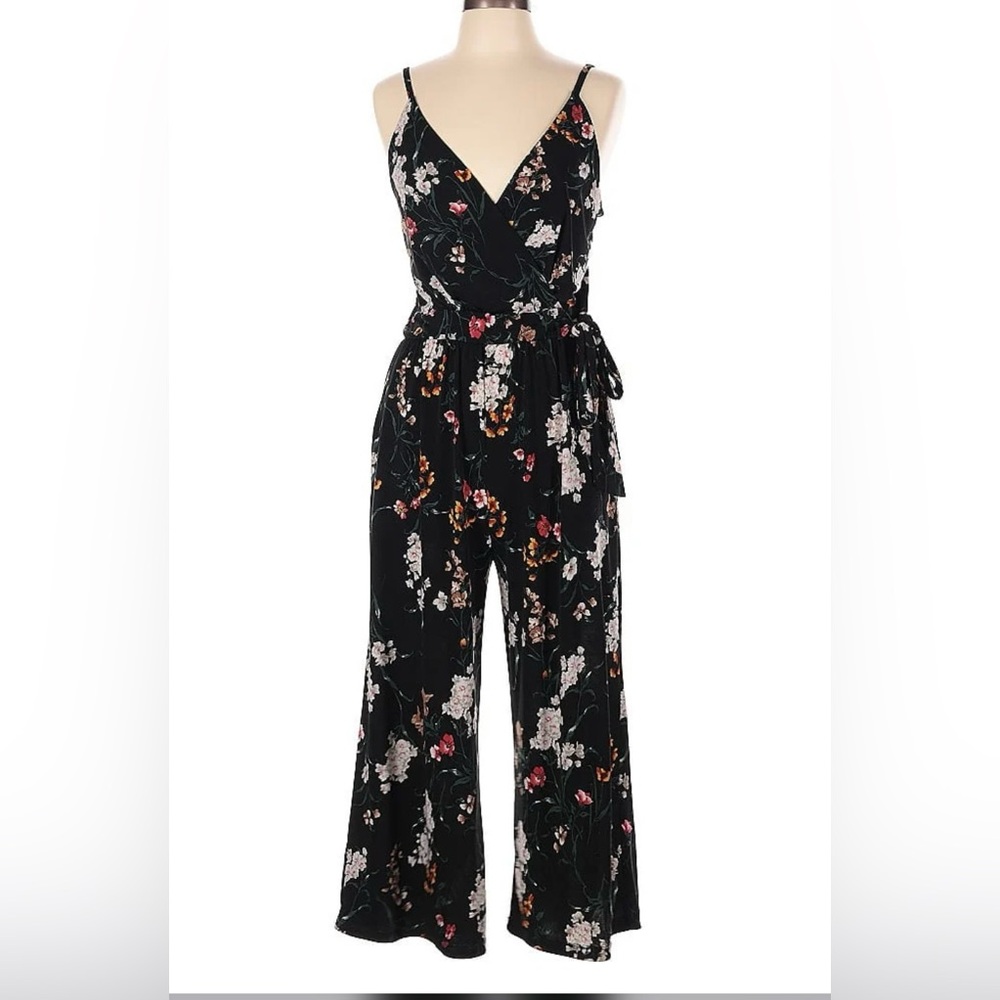 Kaileigh black floral jumpsuit with pockets!